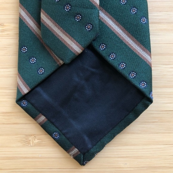 Lanvin Silk Tie In Rich Forest Green & Gold! - Picture 4 of 7